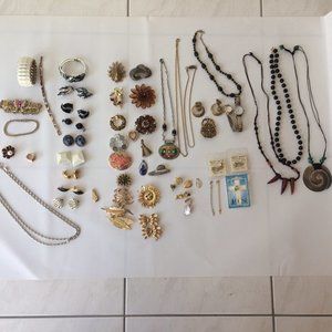 Lot of Costume jewelry, *NEW* MAGNETIC JEWELRY CLASPS, watches